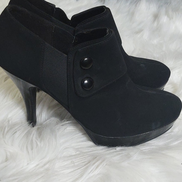 Unlisted Black slip on heels - Picture 6 of 13